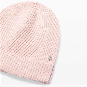 Lululemon twist of cozy knit pink bliss beanie